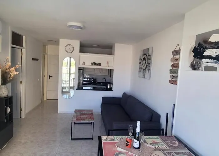 Golden Mile View - Americas Apartmán