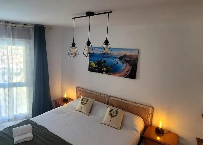 Golden Mile View - Americas